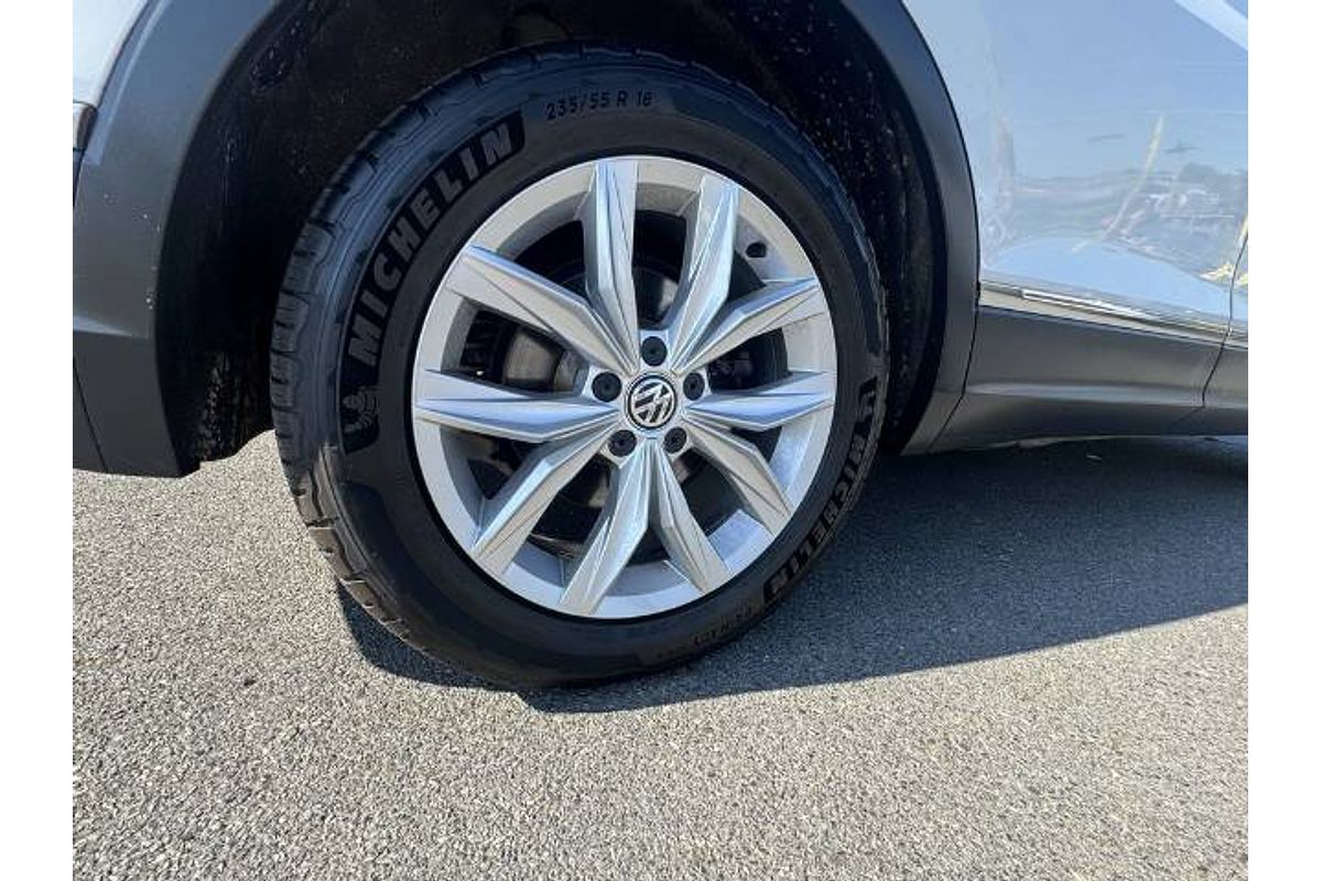 2017 Volkswagen Tiguan 140TDI Highline 5N