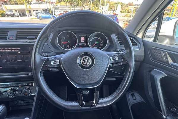 2017 Volkswagen Tiguan 140TDI Highline 5N