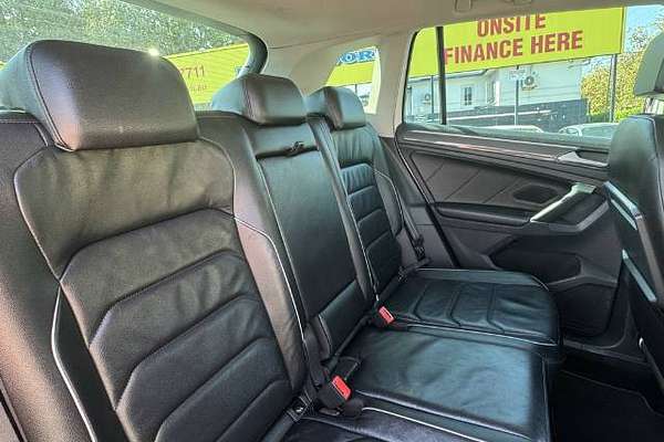 2017 Volkswagen Tiguan 140TDI Highline 5N