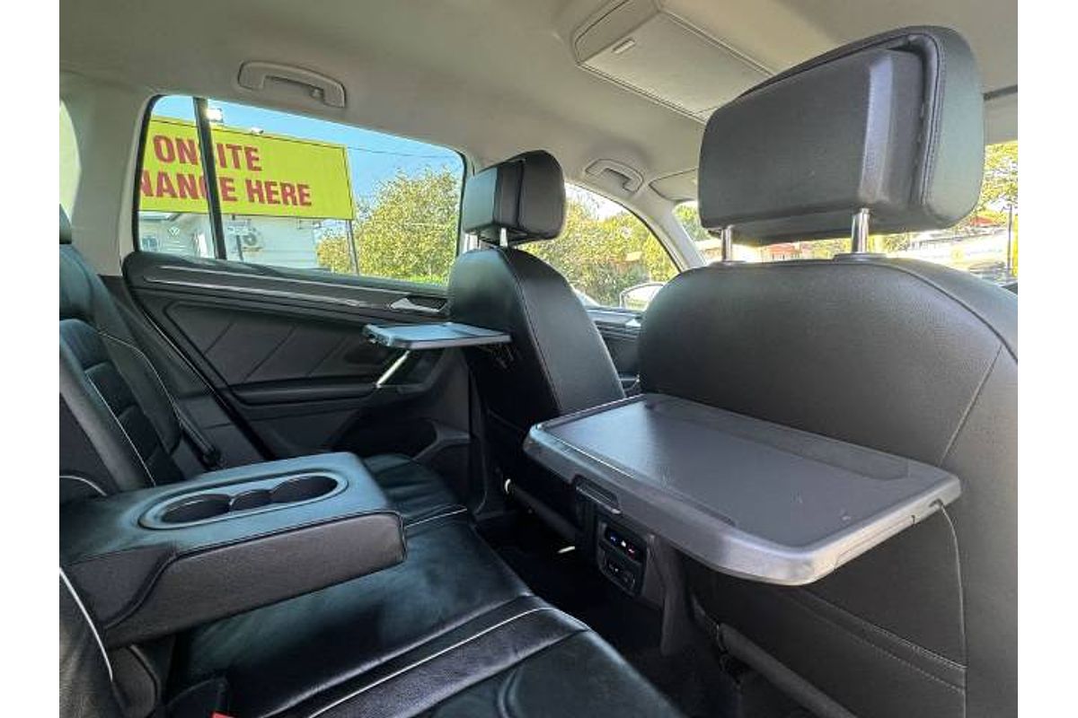 2017 Volkswagen Tiguan 140TDI Highline 5N