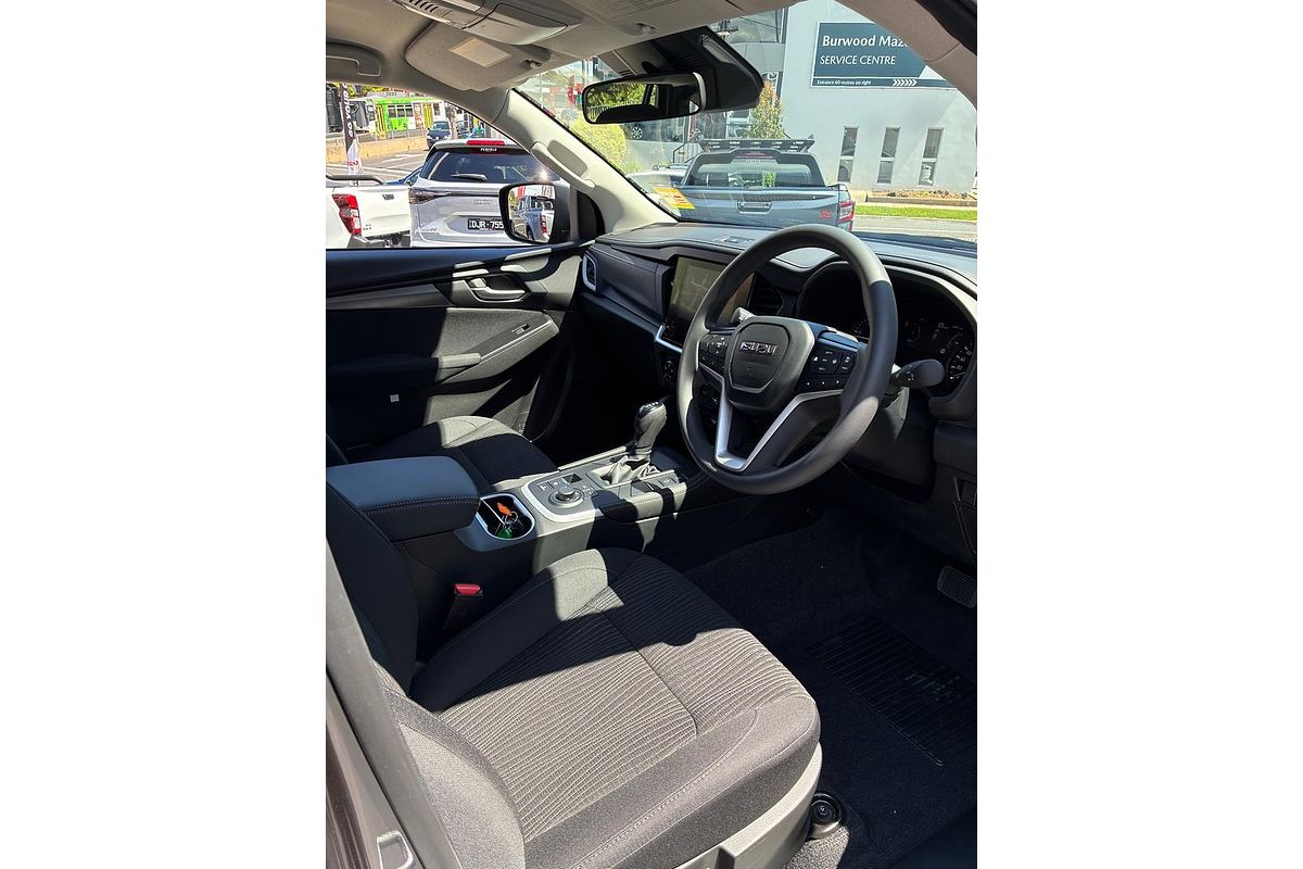 2025 Isuzu MU-X LS-M