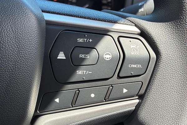 2025 Isuzu MU-X LS-M