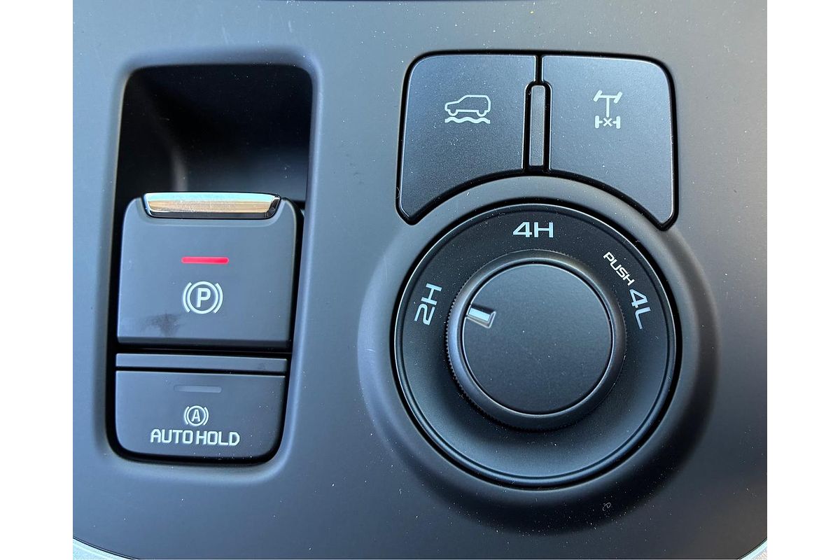 2025 Isuzu MU-X LS-M