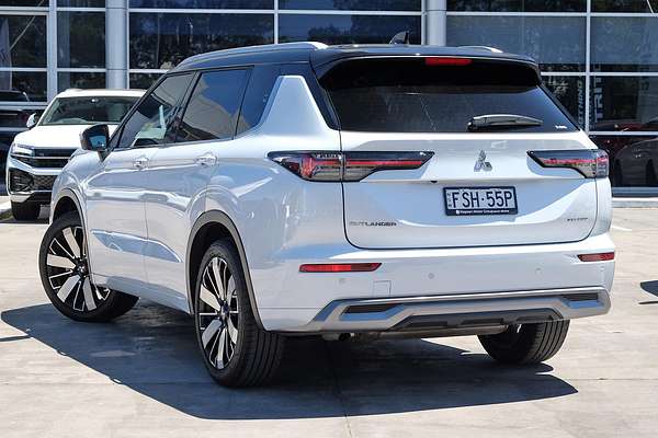 2025 Mitsubishi Outlander Exceed Tourer ZM