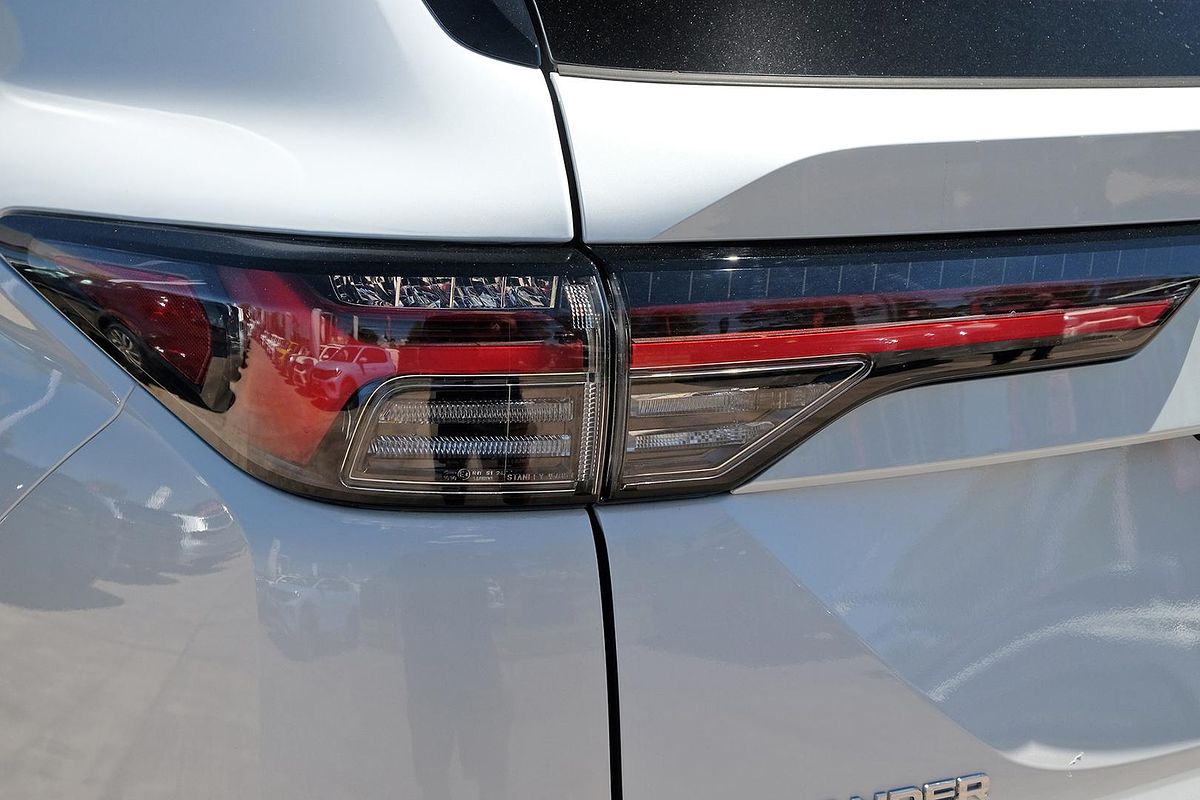 2025 Mitsubishi Outlander Exceed Tourer ZM