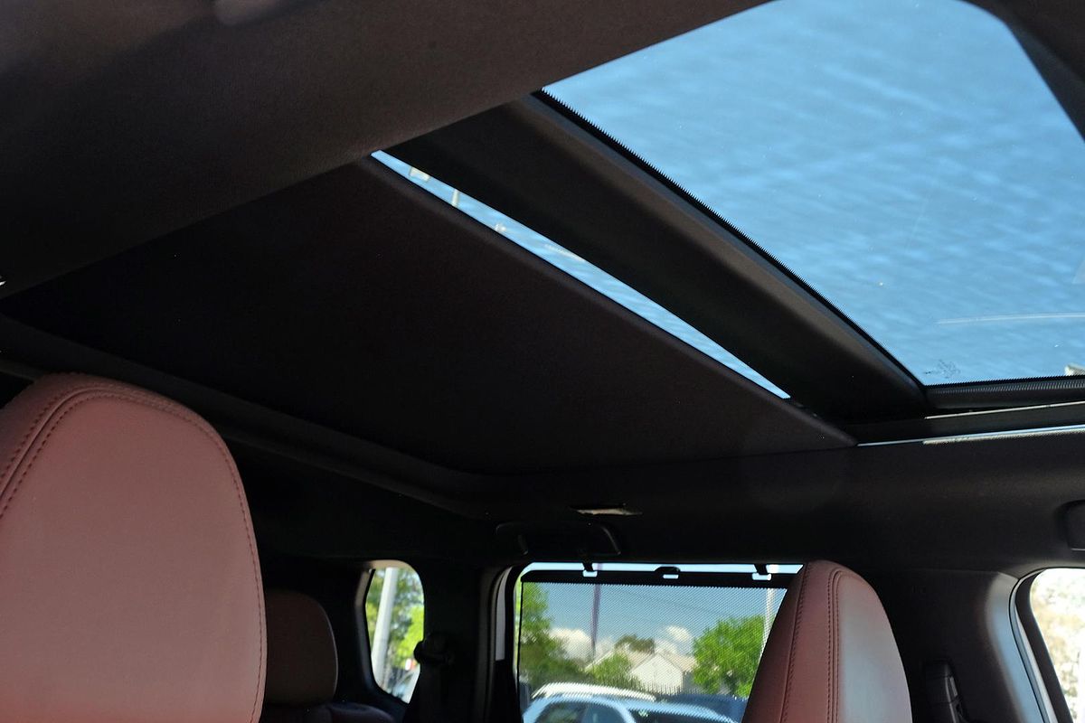 2025 Mitsubishi Outlander Exceed Tourer ZM