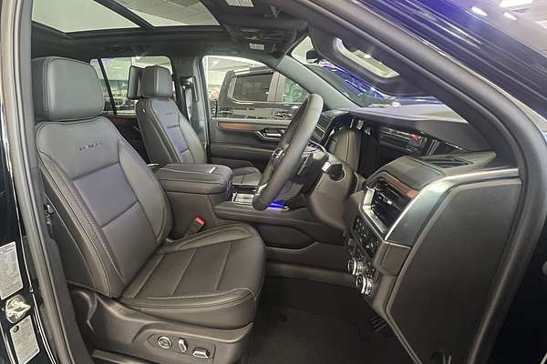 2025 GMC Yukon Denali T1