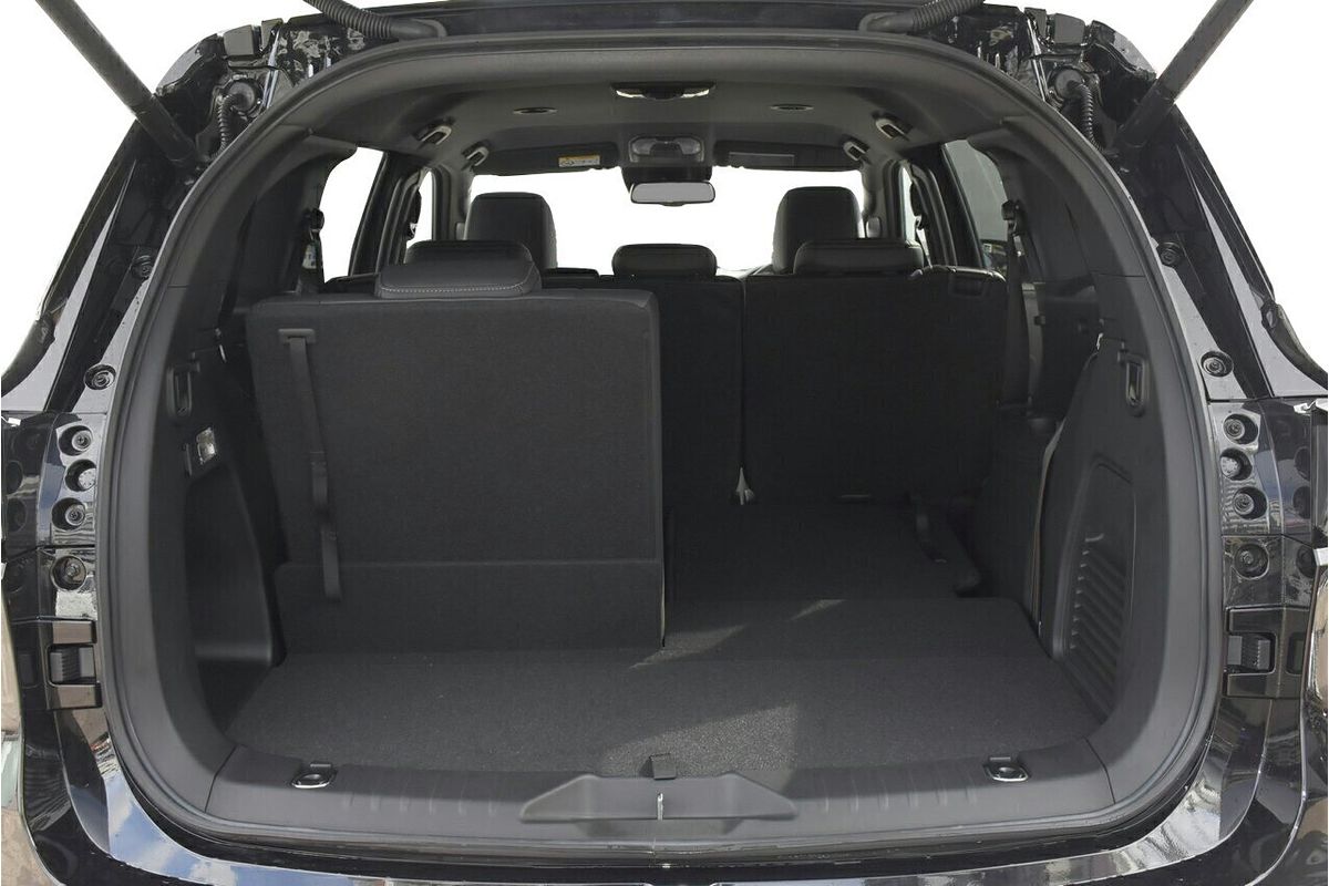 2025 Isuzu MU-X LS-T