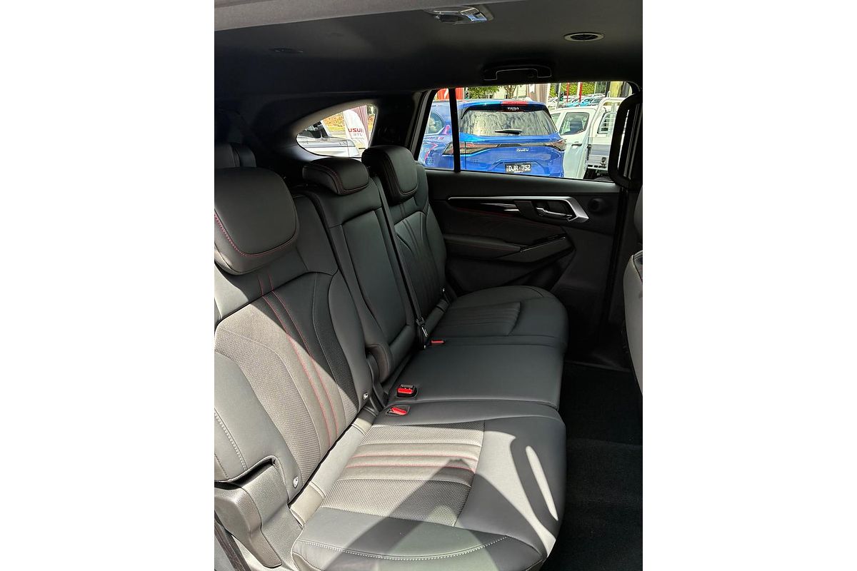 2025 Isuzu MU-X X-TERRAIN