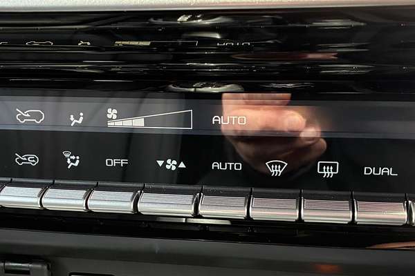 2025 Isuzu MU-X X-TERRAIN