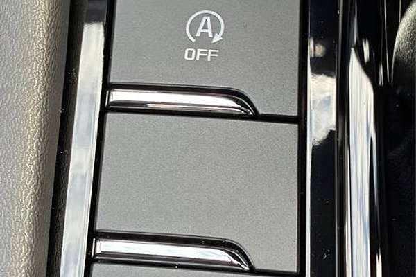 2025 Isuzu MU-X X-TERRAIN