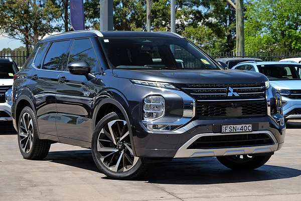 2024 Mitsubishi Outlander PHEV Exceed Tourer ZM