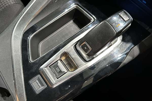 2018 Peugeot 3008 Active P84