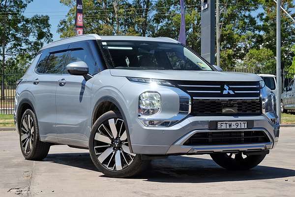 2025 Mitsubishi Outlander Exceed ZM