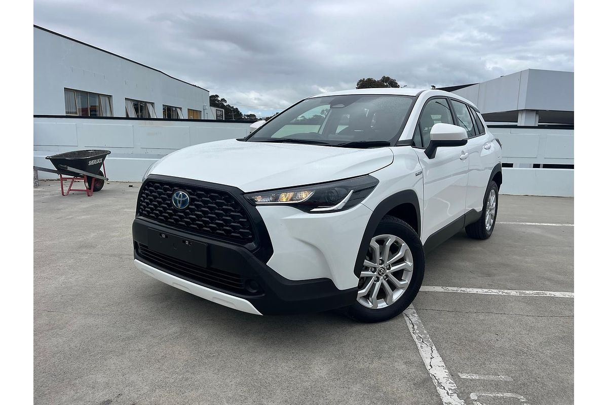 2024 Toyota Corolla Cross GX MXGH10R