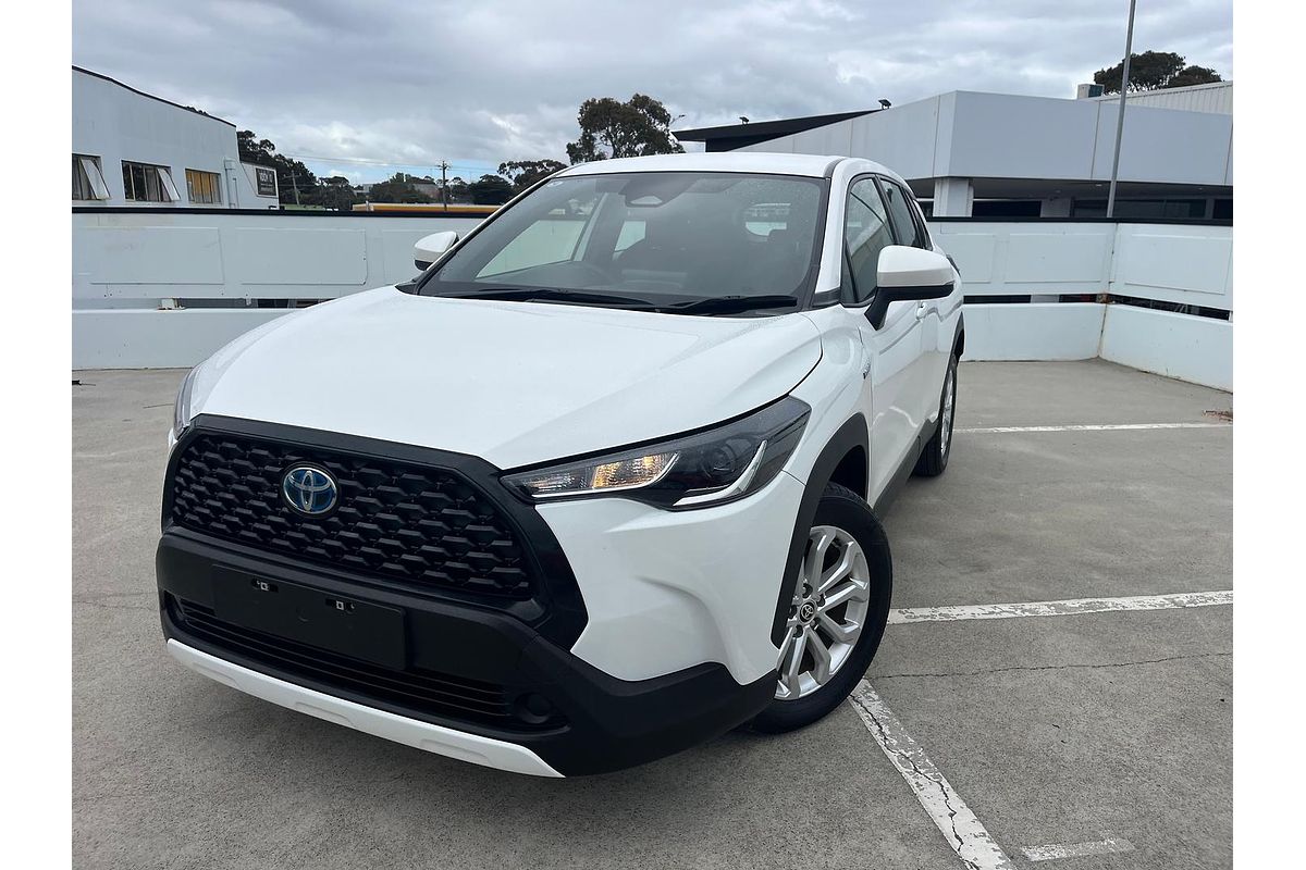 2024 Toyota Corolla Cross GX MXGH10R