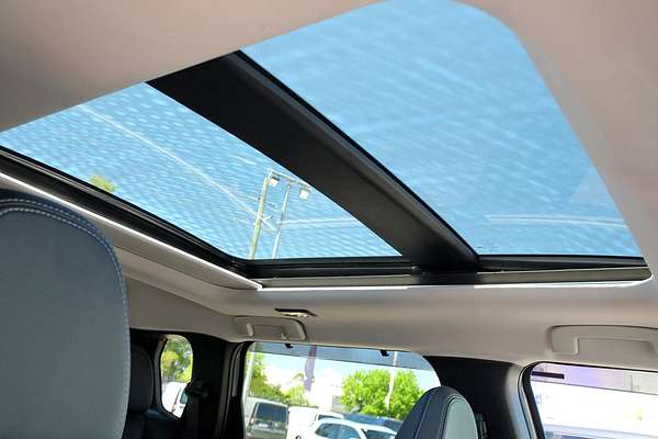 2025 Mitsubishi Outlander Exceed ZM