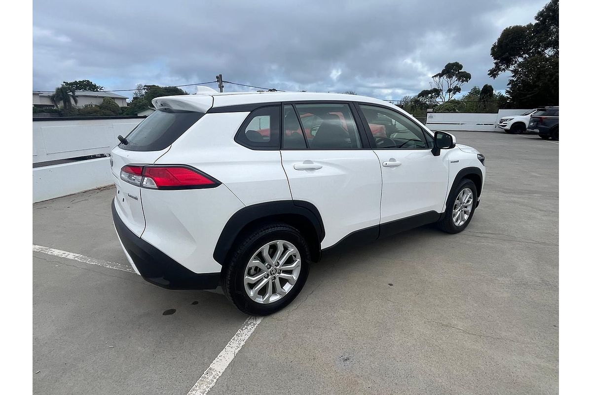 2024 Toyota Corolla Cross GX MXGH10R