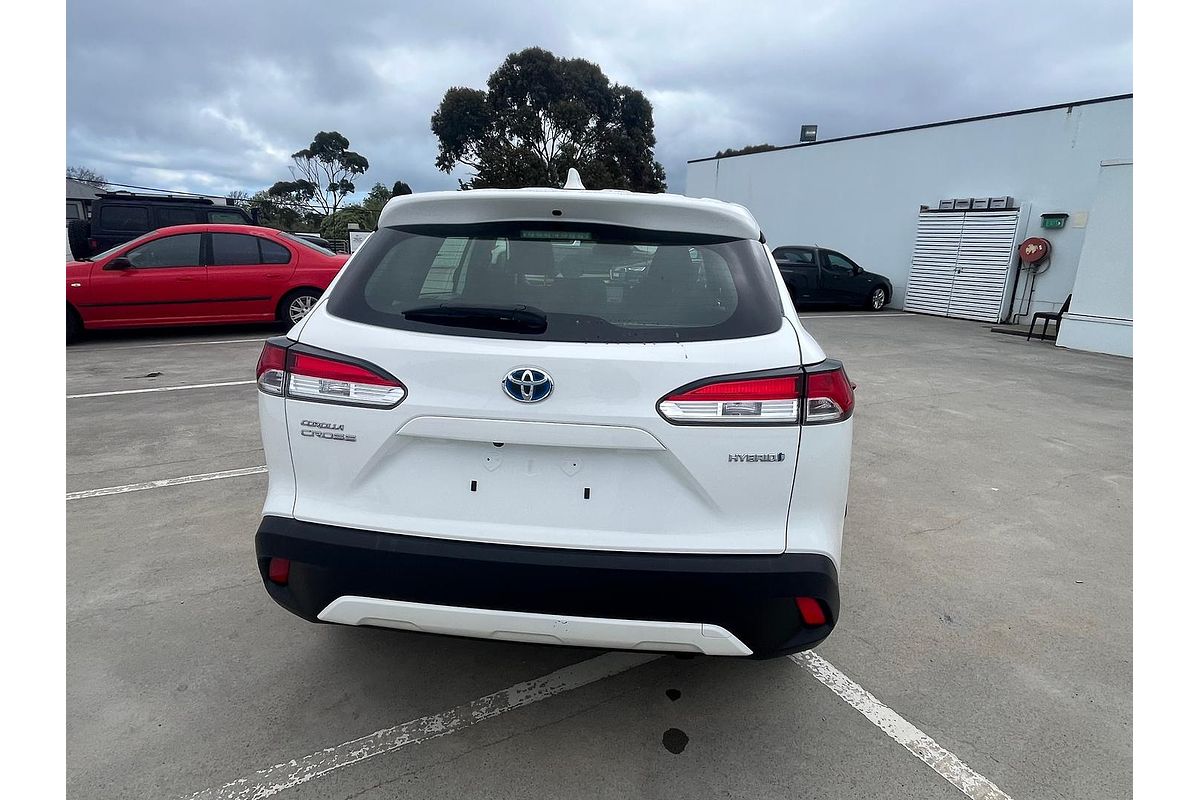 2024 Toyota Corolla Cross GX MXGH10R