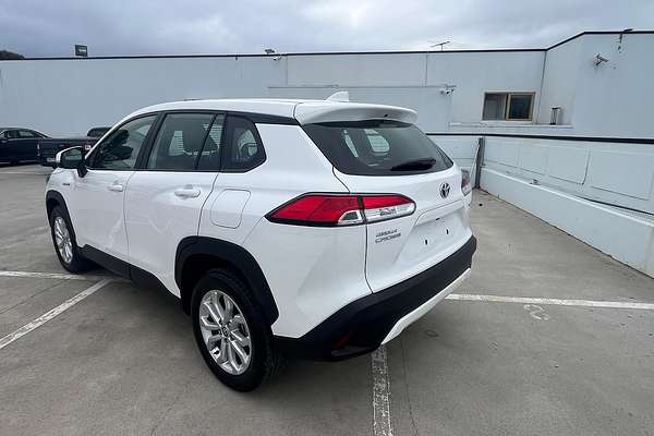 2024 Toyota Corolla Cross GX MXGH10R