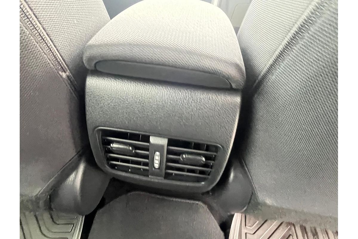 2024 Toyota Corolla Cross GX MXGH10R