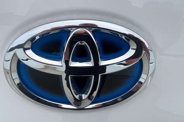 2024 Toyota Corolla Cross GX MXGH10R