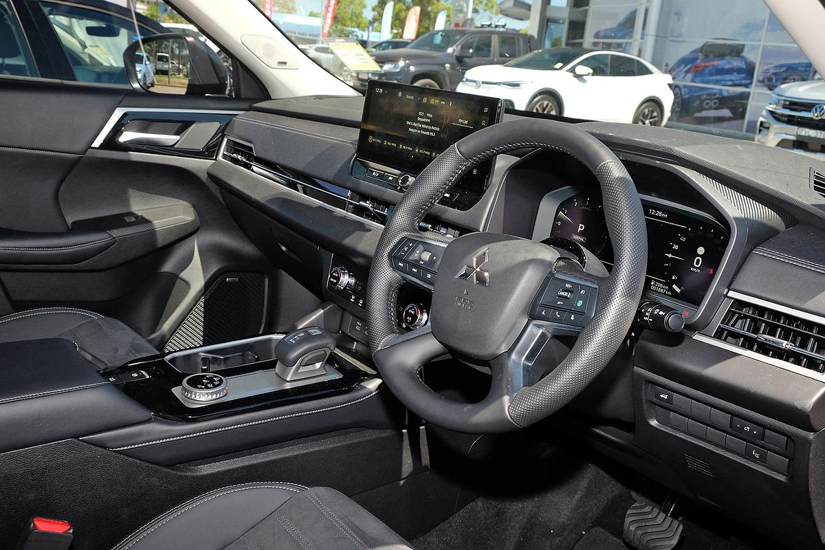 2025 Mitsubishi Outlander Aspire ZM