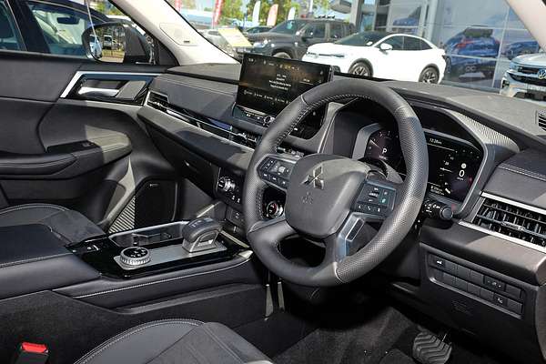 2025 Mitsubishi Outlander Aspire ZM