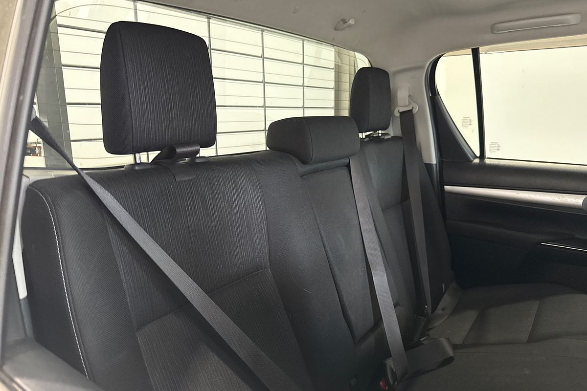 2017 Toyota Hilux SR5 GUN126R 4X4