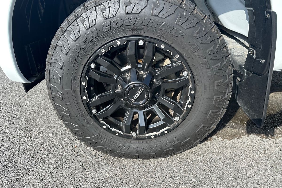 2019 Isuzu D-MAX SX High Ride Rear Wheel Drive