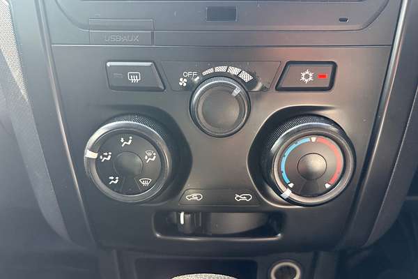 2019 Isuzu D-MAX SX High Ride Rear Wheel Drive