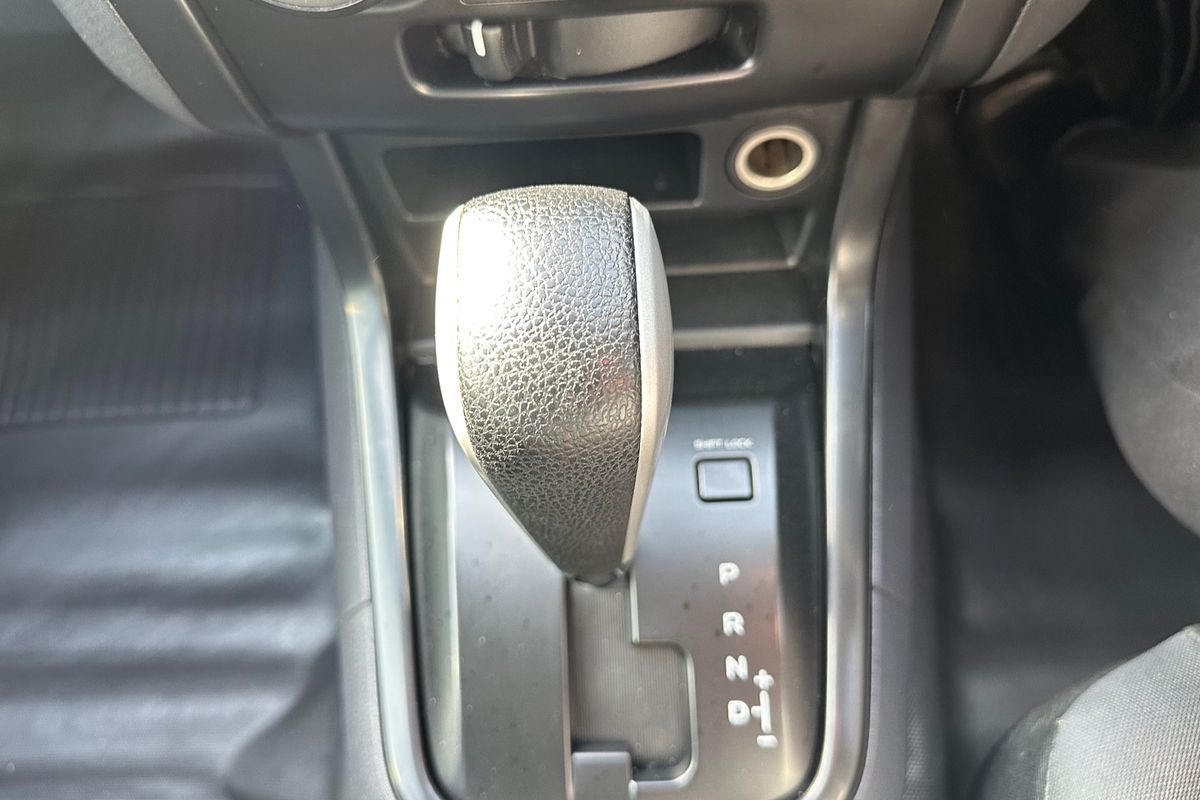 2019 Isuzu D-MAX SX High Ride Rear Wheel Drive