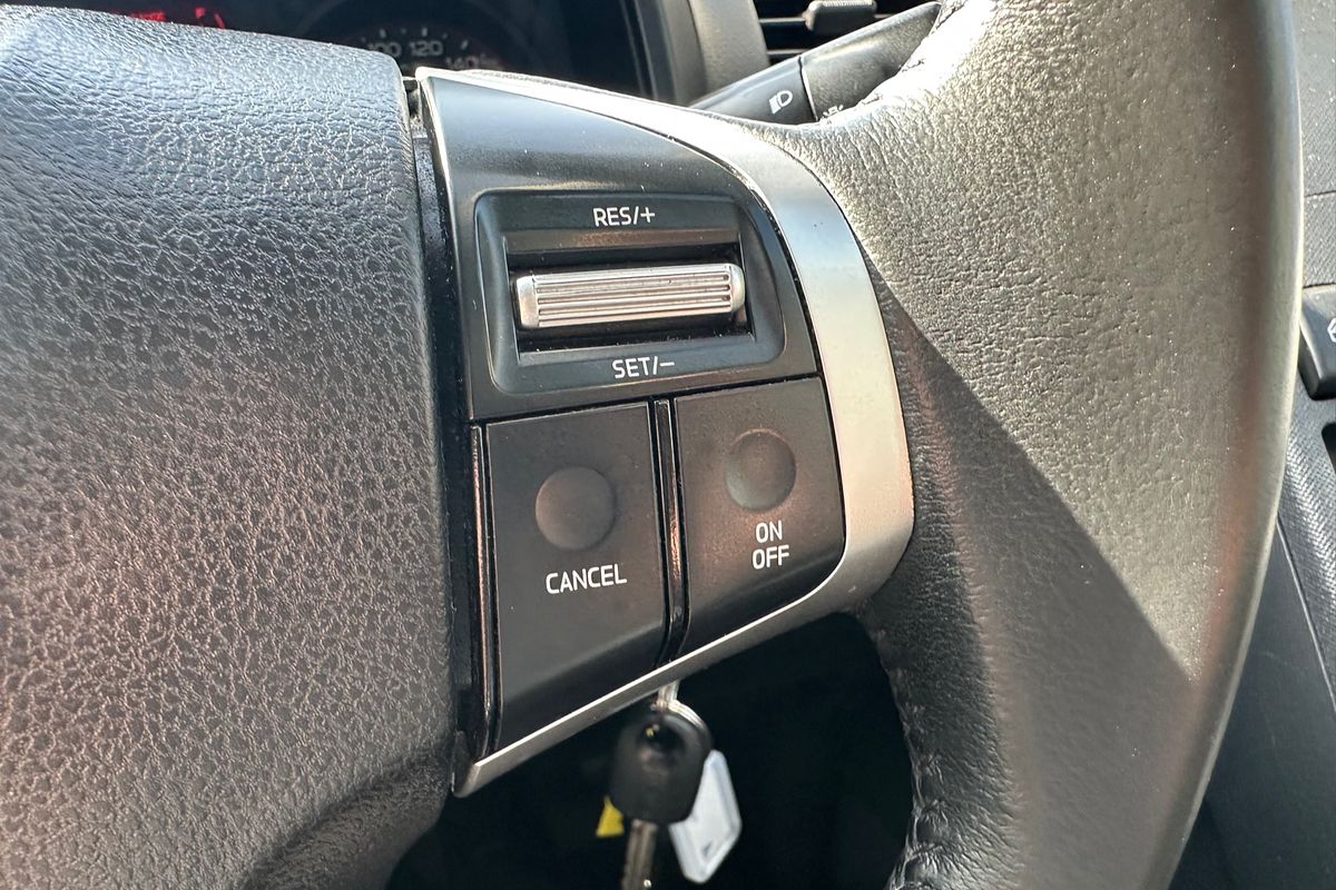2019 Isuzu D-MAX SX High Ride Rear Wheel Drive