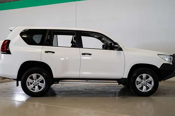 2022 Toyota Landcruiser Prado GX GDJ150R