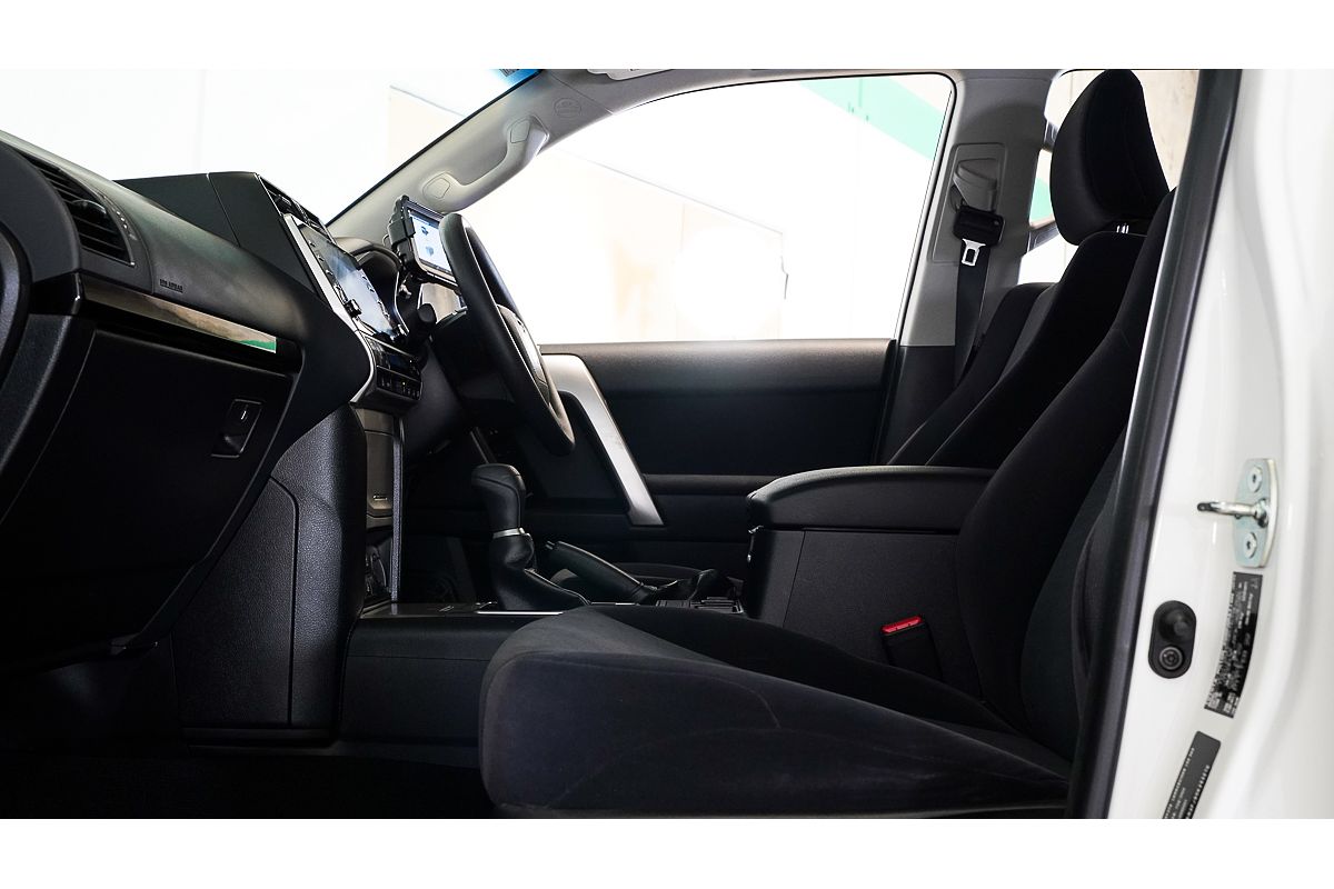 2022 Toyota Landcruiser Prado GX GDJ150R