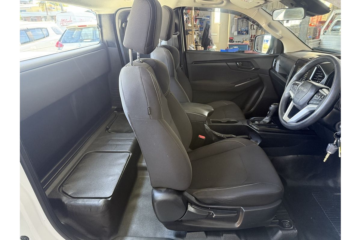 2020 Isuzu D-MAX SX High Ride Rear Wheel Drive