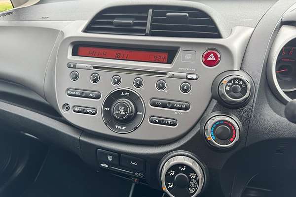 2011 Honda Jazz VTi GE