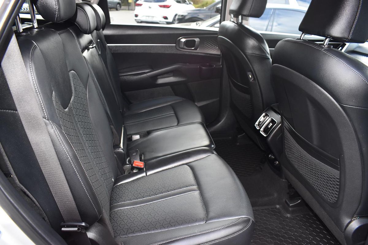 2023 Kia Sorento Sport+ MQ4