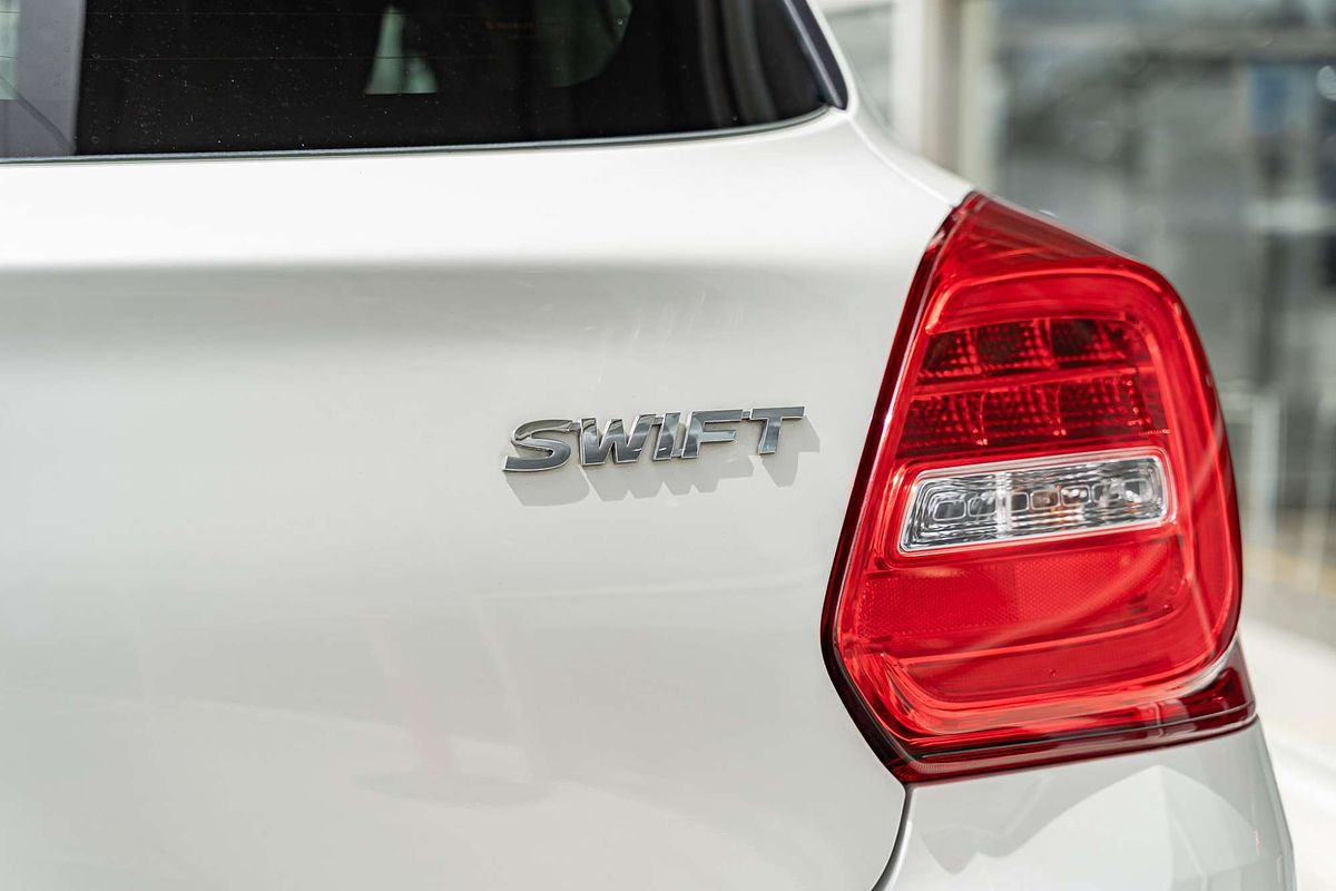 2022 Suzuki Swift GLX Turbo AZ Series II