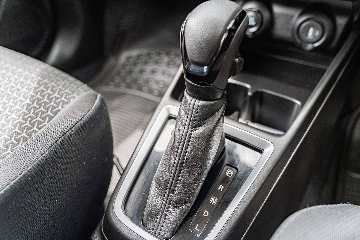 2022 Suzuki Swift GLX Turbo AZ Series II