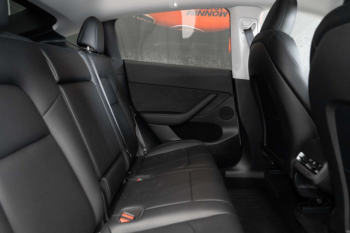 2022 Tesla Model Y Rear-Wheel Drive