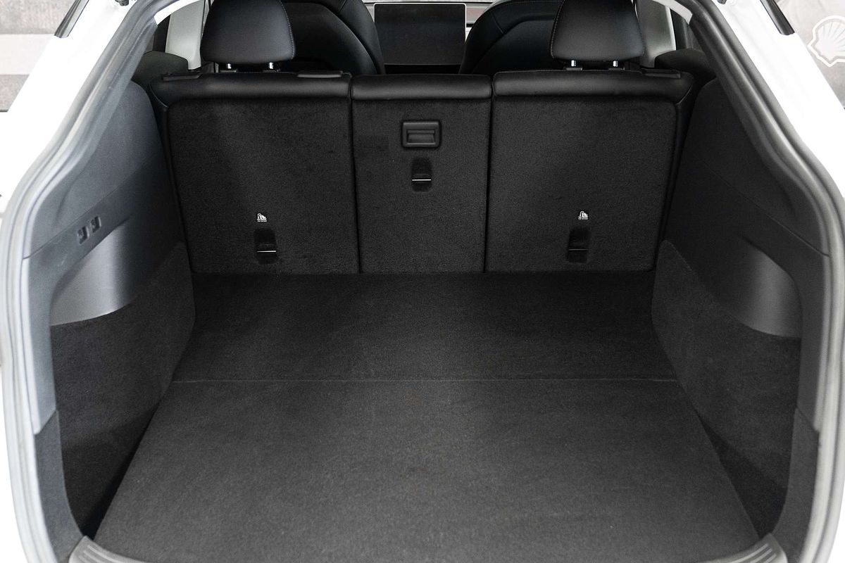 2022 Tesla Model Y Rear-Wheel Drive