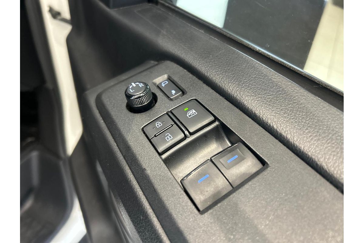 2023 Toyota Hiace GDH300R LWB