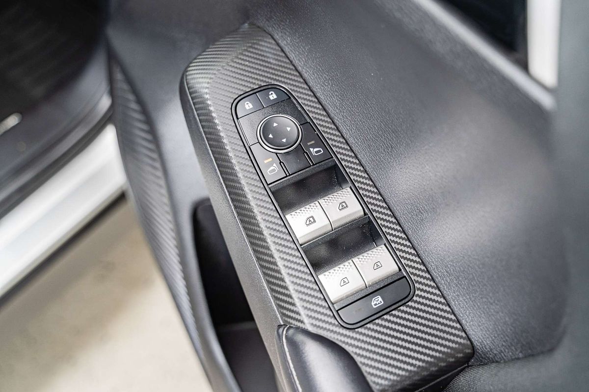 2022 Mitsubishi Outlander ES ZM