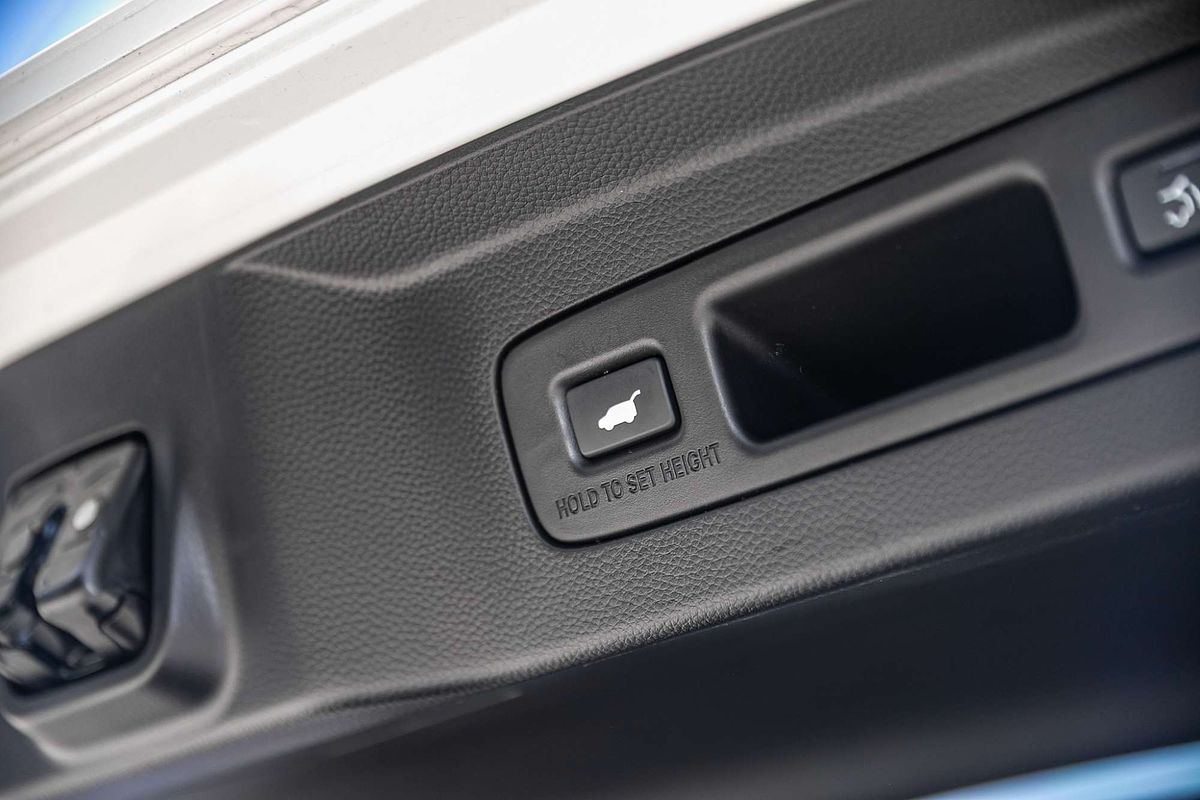 2022 Honda HR-V e:HEV L