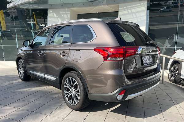 2016 Mitsubishi Outlander LS Safety Pack ZK