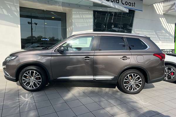 2016 Mitsubishi Outlander LS Safety Pack ZK