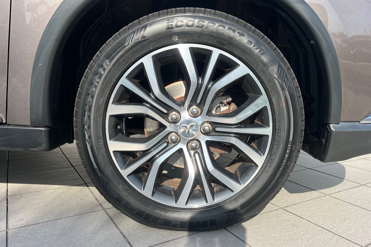 2016 Mitsubishi Outlander LS Safety Pack ZK