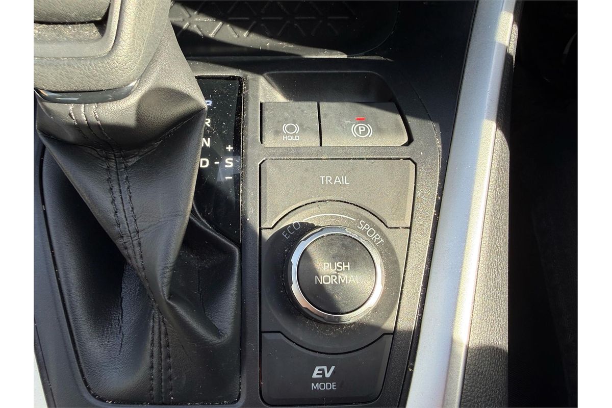 2021 Toyota RAV4 GX AXAH54R