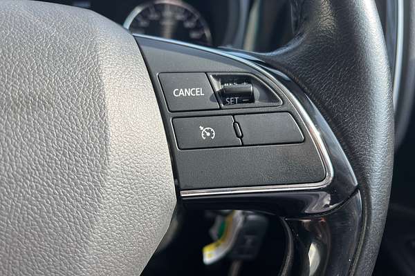 2016 Mitsubishi Outlander LS Safety Pack ZK